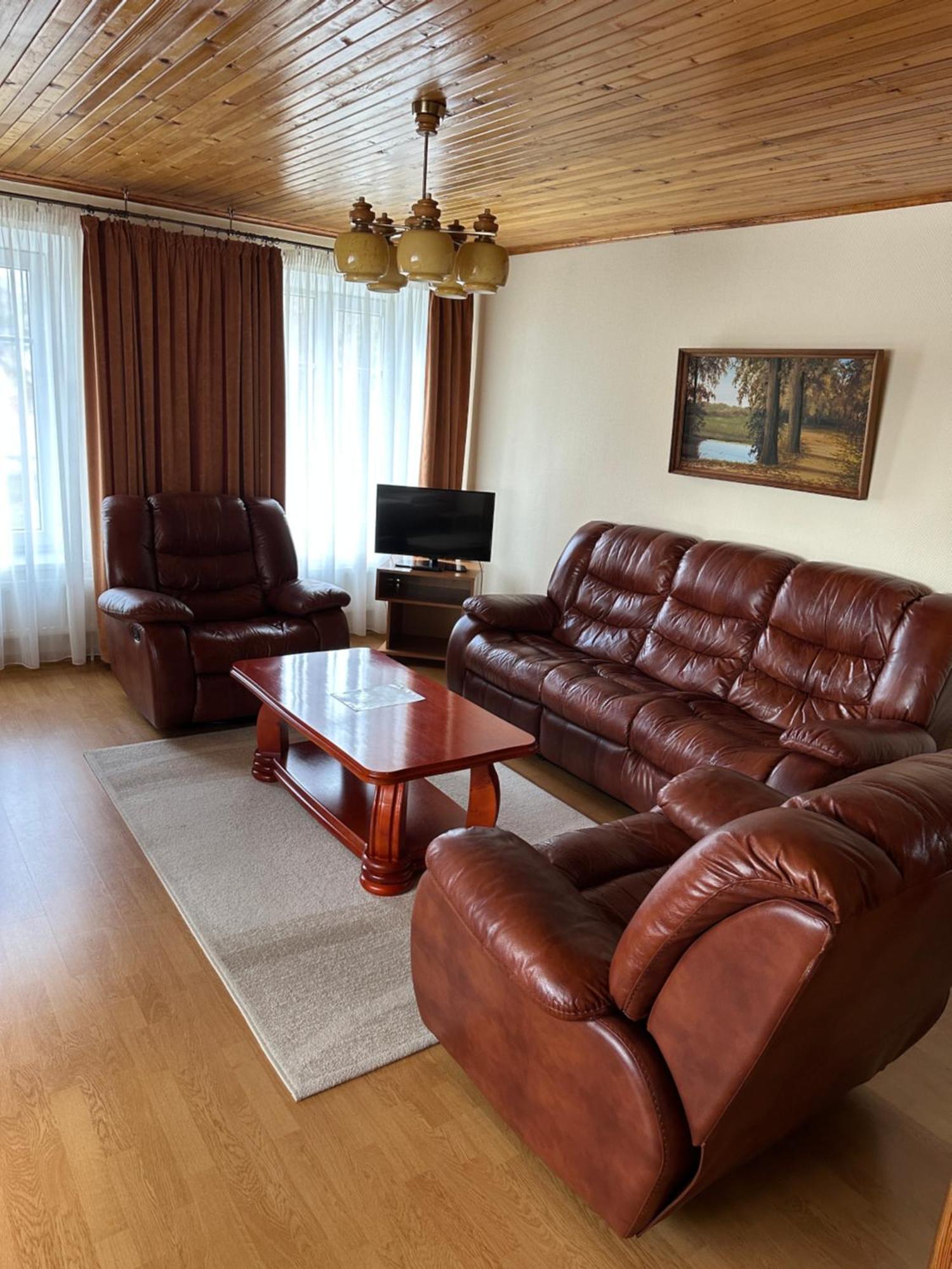 Asmonienes Sveciu Namai "Senoji Mokyklele" Hotel Smalininkai Екстериор снимка